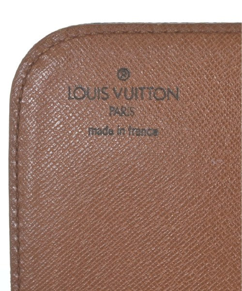 LOUIS VUITTON Shoulder bags