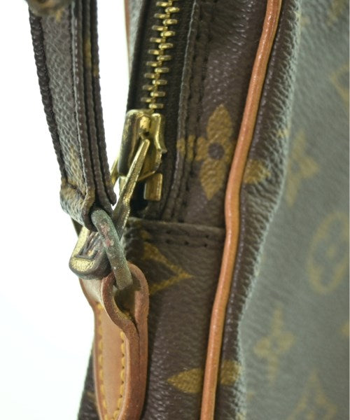 LOUIS VUITTON Shoulder bags