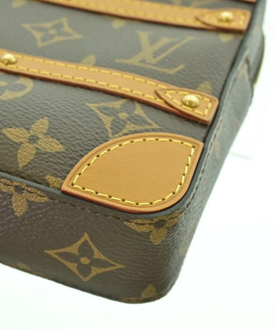 LOUIS VUITTON Clutches