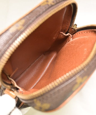 LOUIS VUITTON Shoulder bags