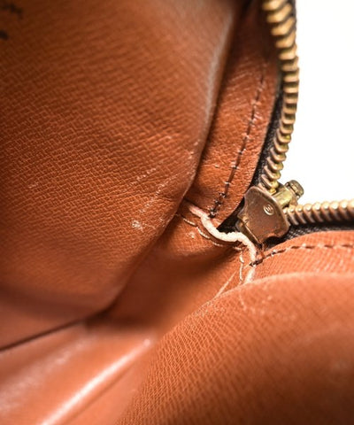 LOUIS VUITTON Shoulder bags