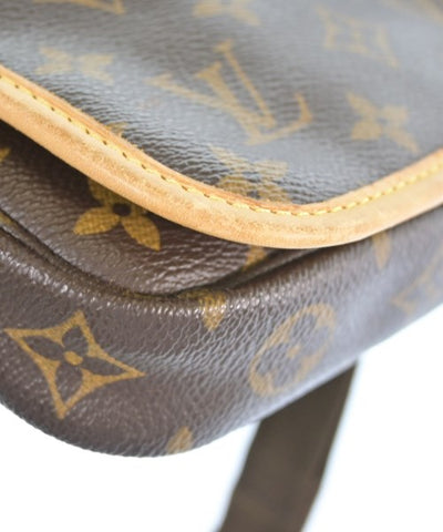 LOUIS VUITTON Shoulder bags