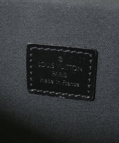 LOUIS VUITTON Shoulder bags