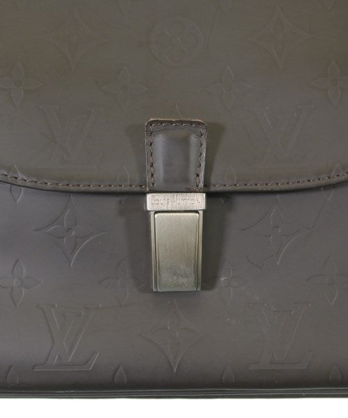 LOUIS VUITTON Shoulder bags