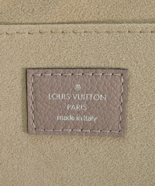 LOUIS VUITTON Clutches
