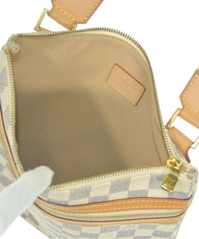 LOUIS VUITTON Shoulder bags