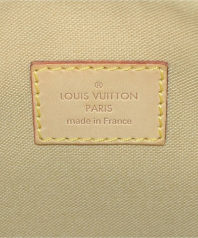LOUIS VUITTON Shoulder bags