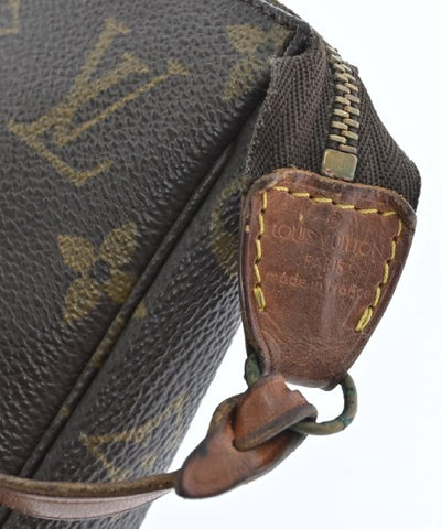 LOUIS VUITTON Pouches