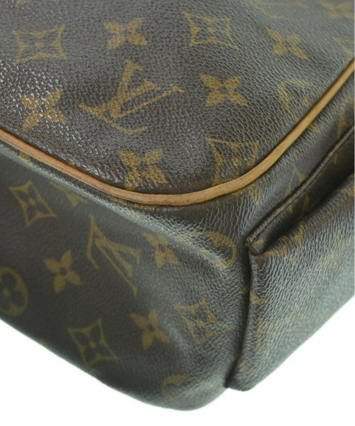 LOUIS VUITTON Shoulder bags