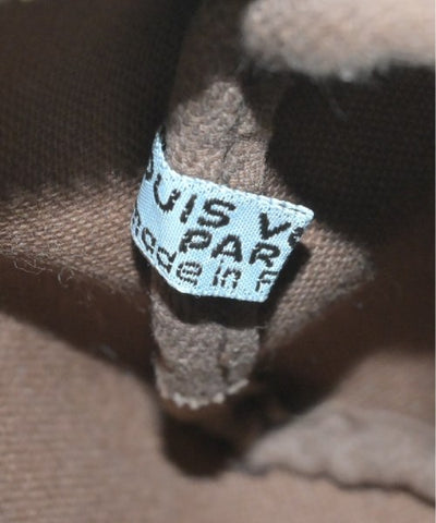 LOUIS VUITTON Shoulder bags