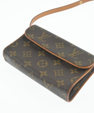 LOUIS VUITTON Shoulder bags