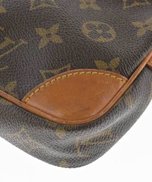 LOUIS VUITTON Clutches