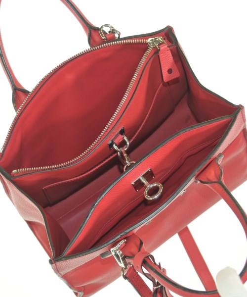 LOUIS VUITTON Shoulder bags