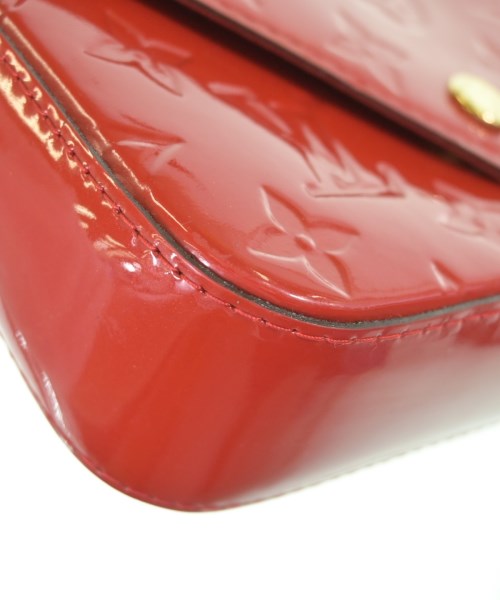 LOUIS VUITTON Shoulder bags