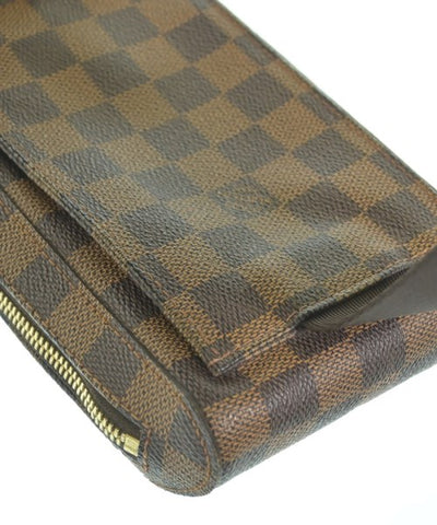 LOUIS VUITTON Shoulder bags