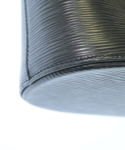 LOUIS VUITTON Shoulder bags