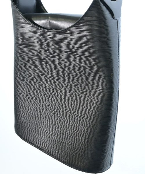 LOUIS VUITTON Shoulder bags