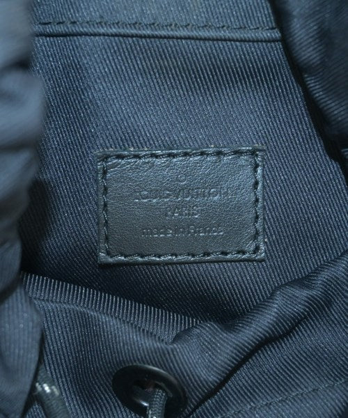 LOUIS VUITTON Shoulder bags