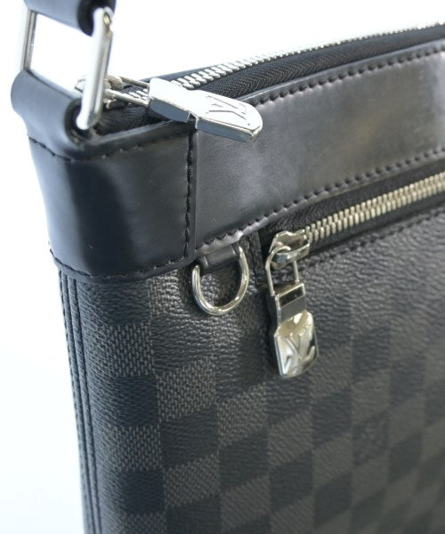 LOUIS VUITTON Shoulder bags