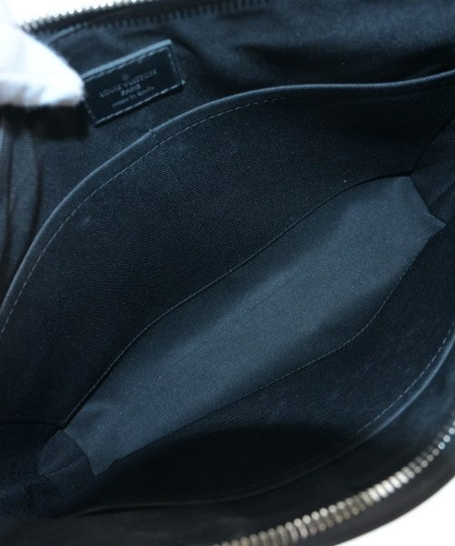 LOUIS VUITTON Shoulder bags