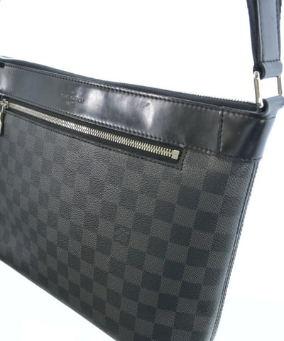 LOUIS VUITTON Shoulder bags