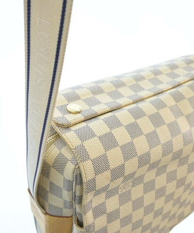 LOUIS VUITTON Shoulder bags