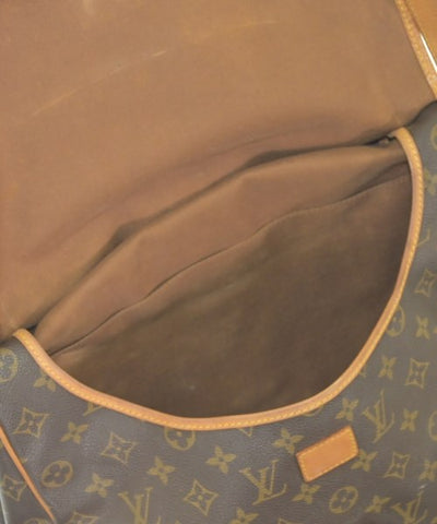 LOUIS VUITTON Shoulder bags