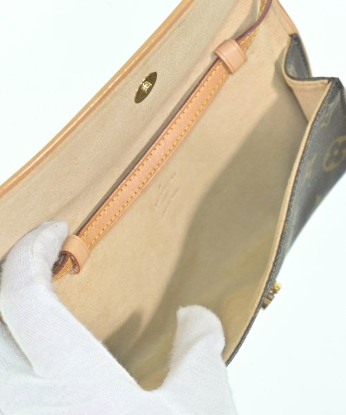 LOUIS VUITTON Shoulder bags