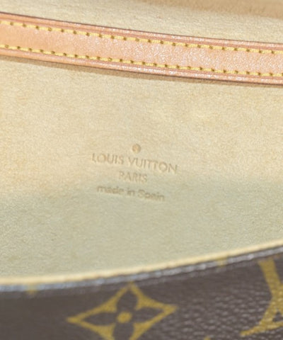 LOUIS VUITTON Shoulder bags