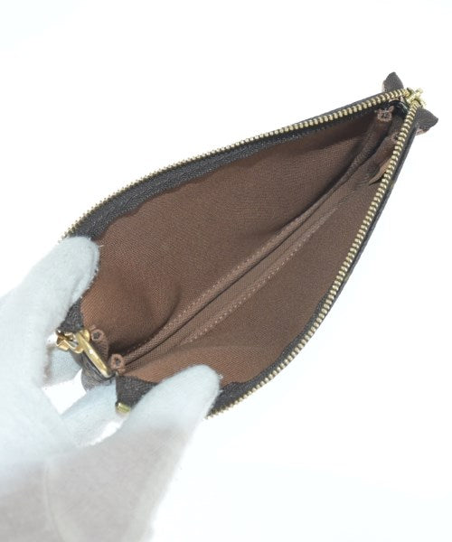 LOUIS VUITTON Pouches