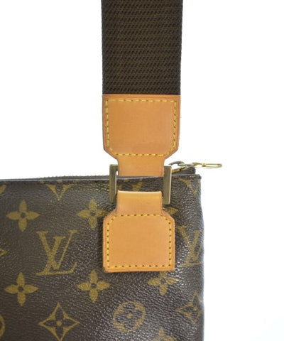 LOUIS VUITTON Shoulder bags