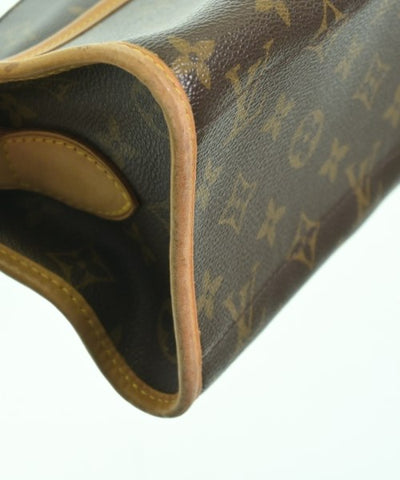 LOUIS VUITTON Shoulder bags