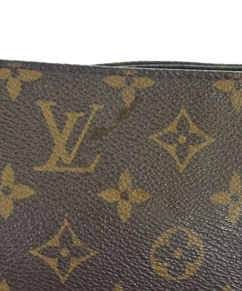 LOUIS VUITTON Shoulder bags