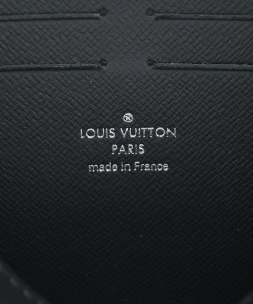 LOUIS VUITTON Clutches