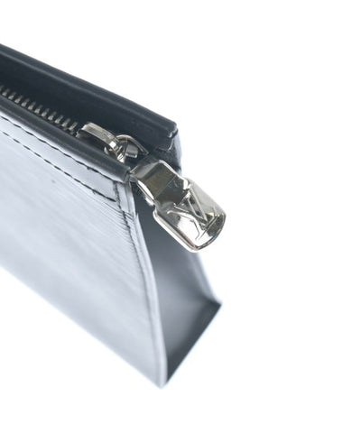 LOUIS VUITTON Clutches