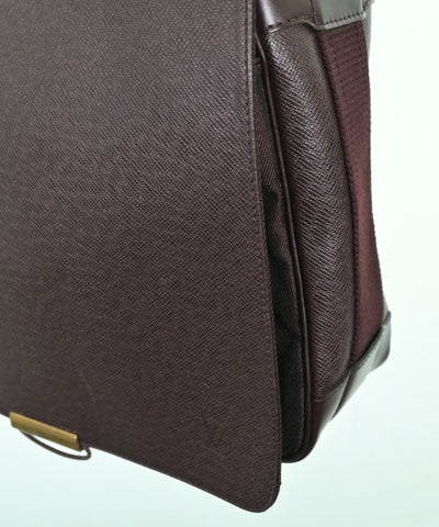 LOUIS VUITTON Shoulder bags