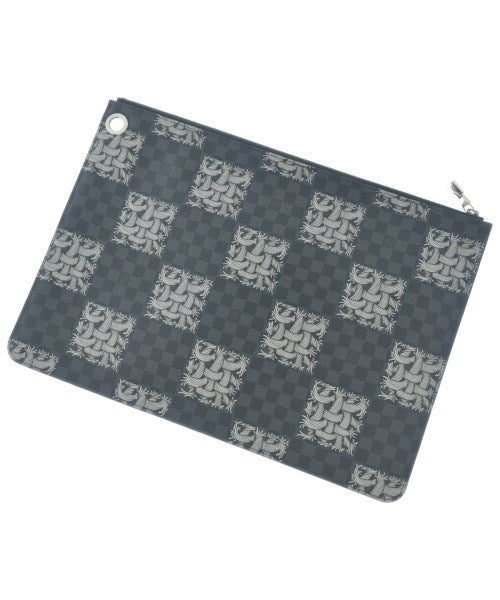 LOUIS VUITTON Clutches