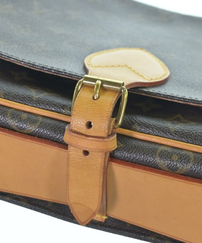 LOUIS VUITTON Shoulder bags