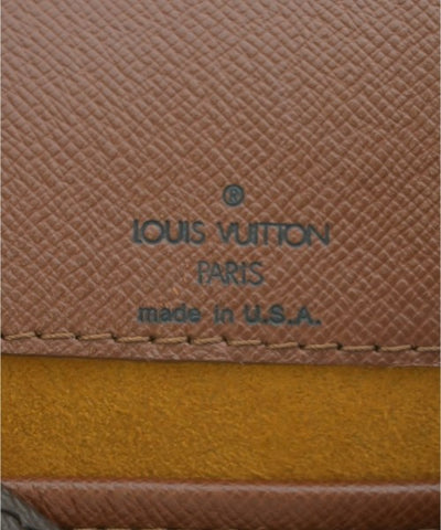 LOUIS VUITTON Shoulder bags