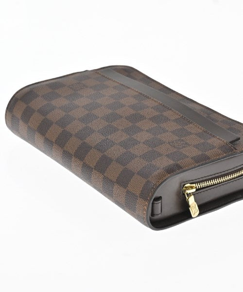 LOUIS VUITTON Clutches