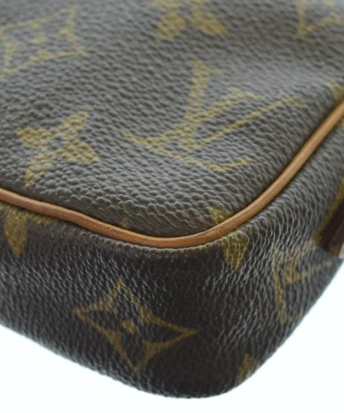 LOUIS VUITTON Shoulder bags