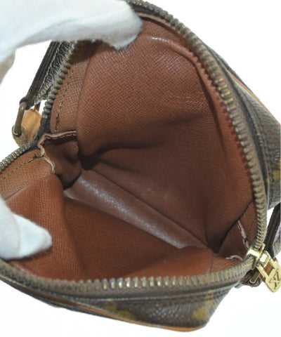 LOUIS VUITTON Shoulder bags