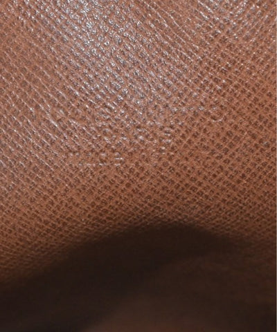 LOUIS VUITTON Shoulder bags