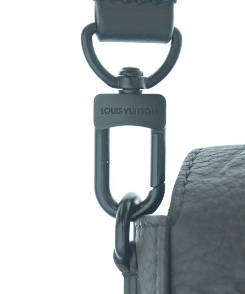 LOUIS VUITTON Shoulder bags