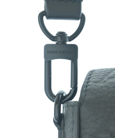 LOUIS VUITTON Shoulder bags