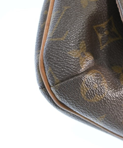 LOUIS VUITTON Shoulder bags