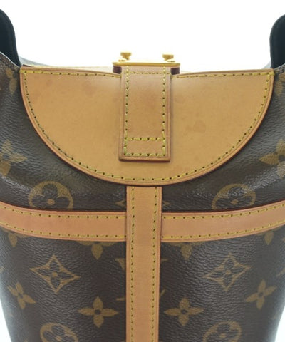 LOUIS VUITTON Shoulder bags