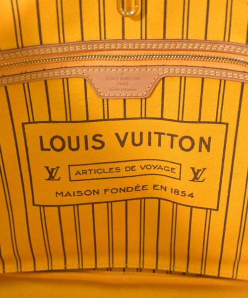 LOUIS VUITTON Totes