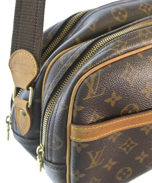 LOUIS VUITTON Shoulder bags