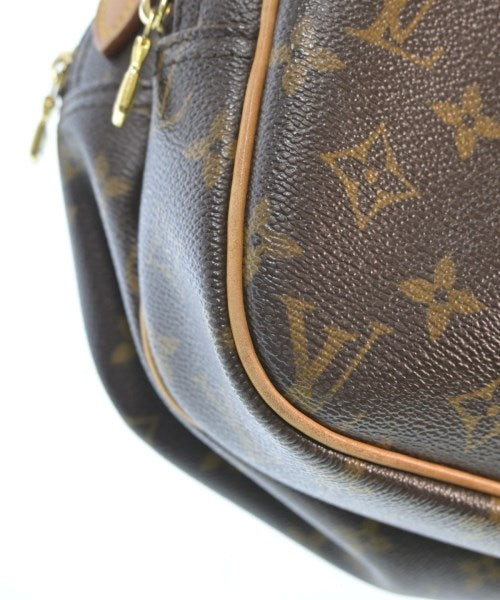 LOUIS VUITTON Shoulder bags